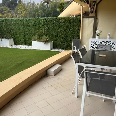 La Napoule 2 Terrasse, Jardin Classe 3 Etoiles